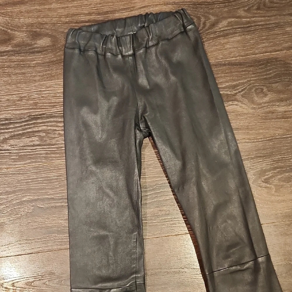 ❤️ CARINA NEW YORK LAMBS LEATHER STEP HEM LEGGINGS, SMALL - Picture 4 of 11